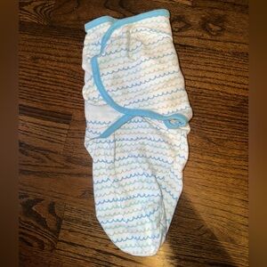 SwaddleMe Blue Wave Pattern Swaddle